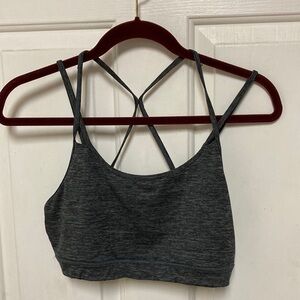 Gray Strappy Sports Bra with Geometric Back Design
